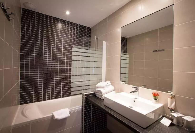 コンフォートルーム, Best Western Plus Hotel Plaisance