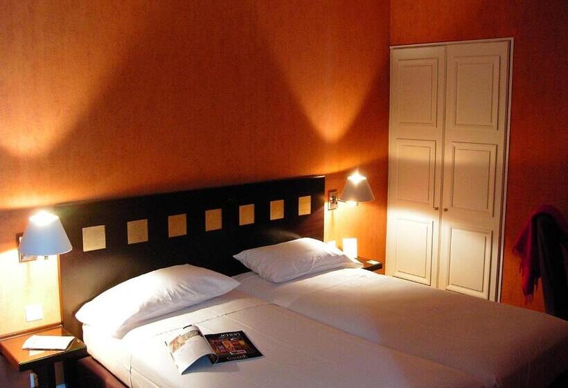 غرفة سوبيريور, De La Jatte