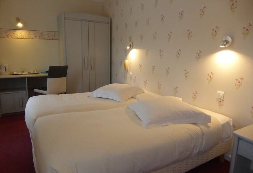 חדר סופריור, Logis   Hostellerie & Restaurant Saint Louis