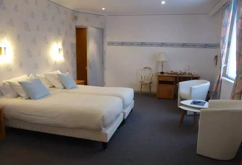 コンフォートルーム, Logis   Hostellerie & Restaurant Saint Louis