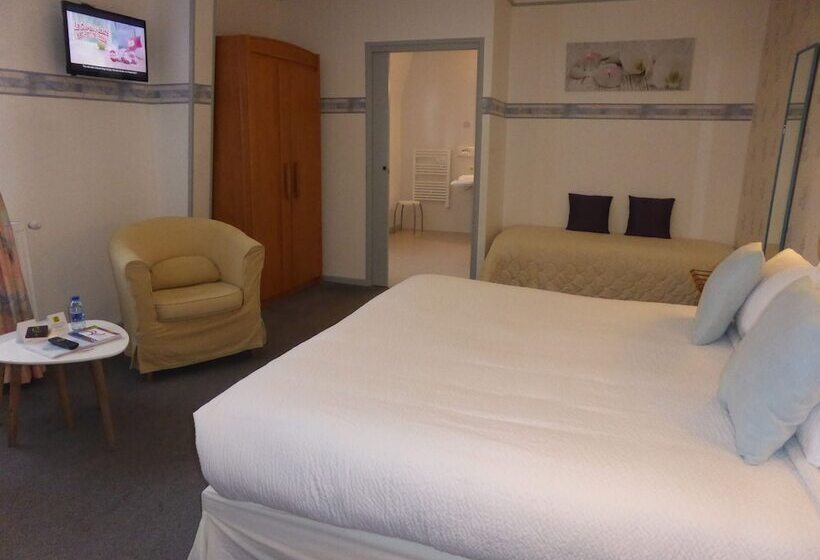 コンフォートルーム, Logis   Hostellerie & Restaurant Saint Louis