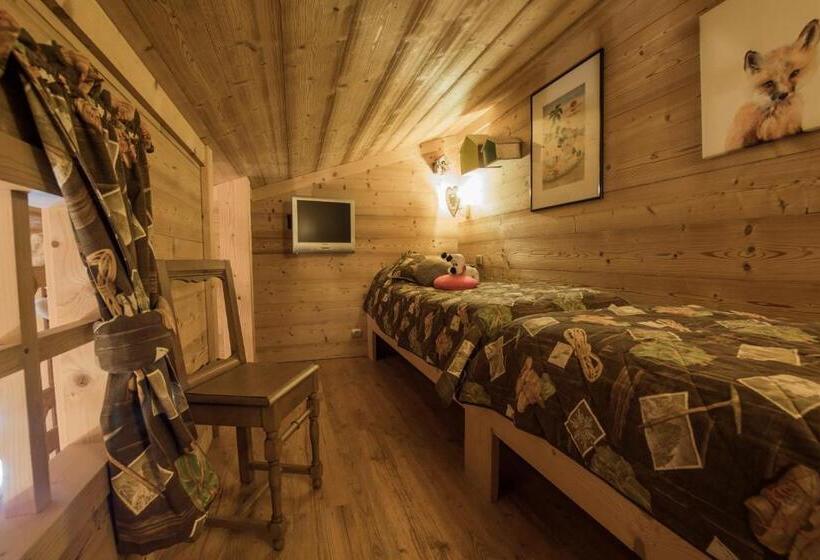 اتاق خانوادگی, Hôtel & Chalets Le Samovar