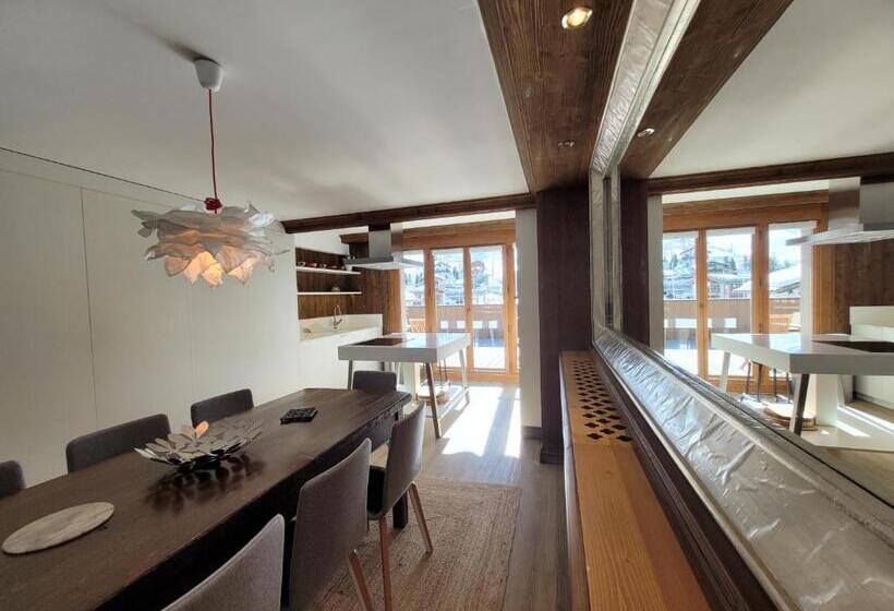 آپارتمان 3 خوابه, Hôtel & Chalets Le Samovar