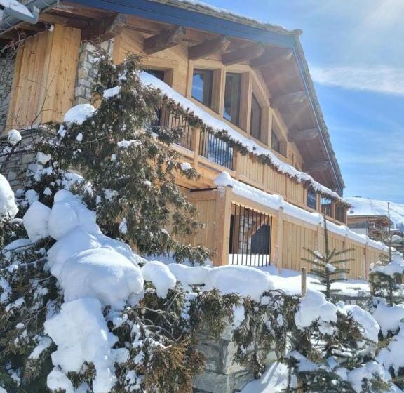 کلبه ییلاقی سوپریور یک خوابه, Hôtel & Chalets Le Samovar