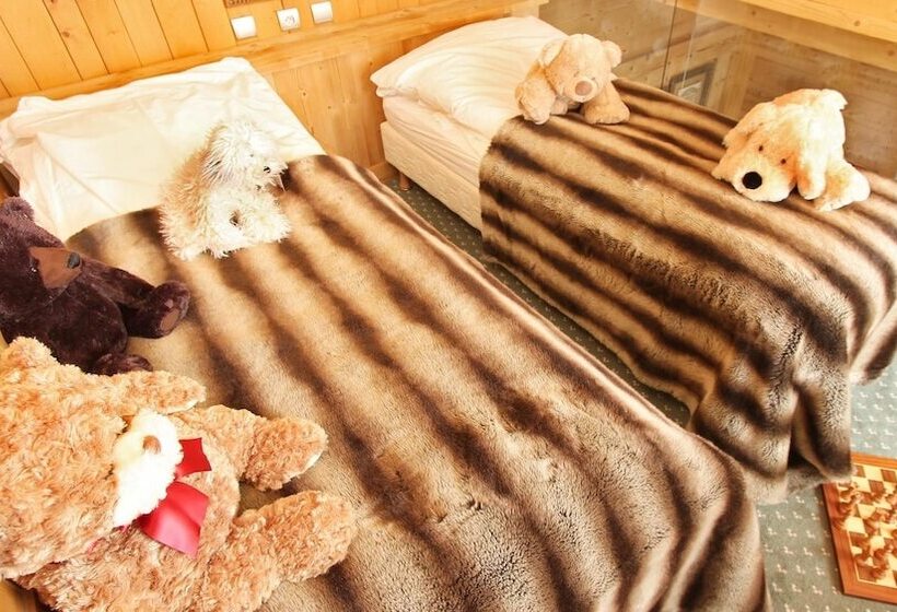 سوییت خانوادگی, Hôtel & Chalets Le Samovar