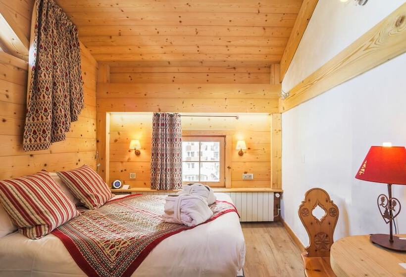 سوییت خانوادگی, Hôtel & Chalets Le Samovar