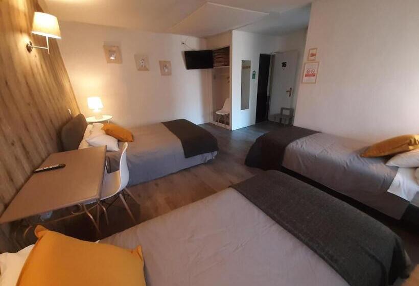 Семейный Номер, Hôtel Saint Florent