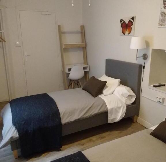 Номер Стандарт, Hôtel Saint Florent