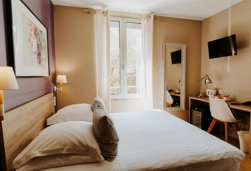 اتاق استاندارد, Le Petit Castel