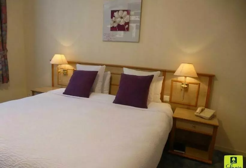 スーペリアールーム, Logis   Hostellerie & Restaurant Saint Louis
