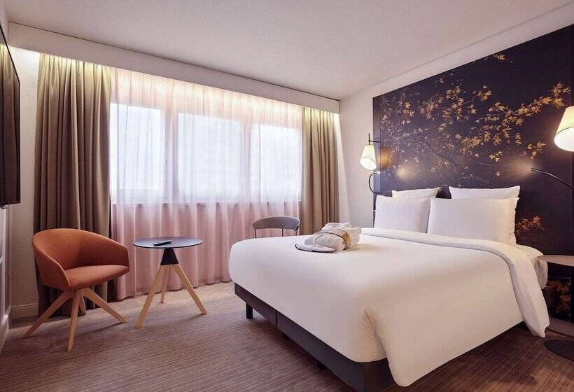 Классический Номер, Mercure Paris La Defense