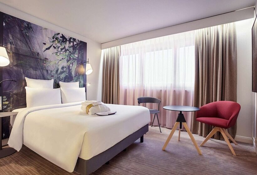 Номер Престиж, Mercure Paris La Defense