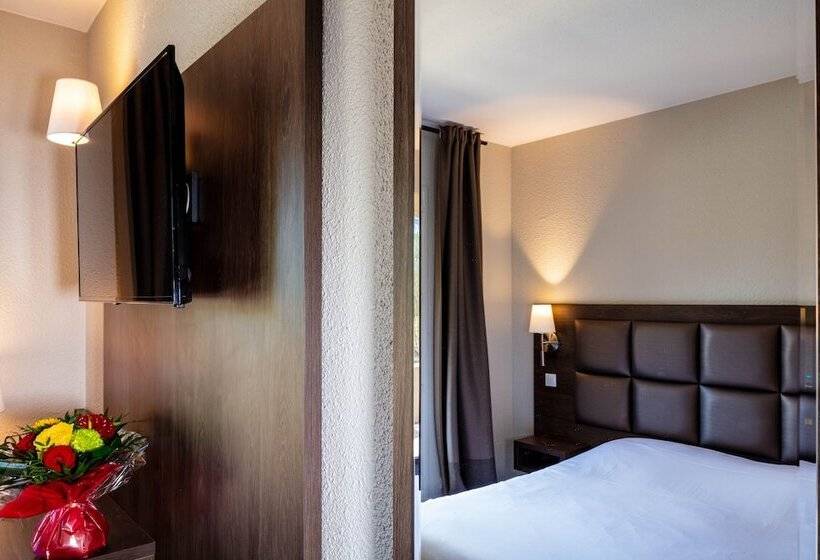 标准间带游泳池, Logis Hotel Noemys Morgon