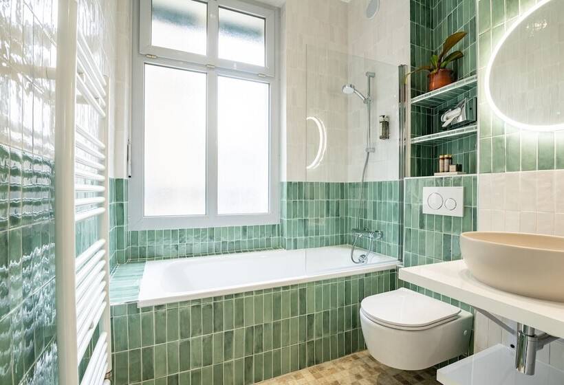 اتاق راحتی, Queens Boutique Hôtel