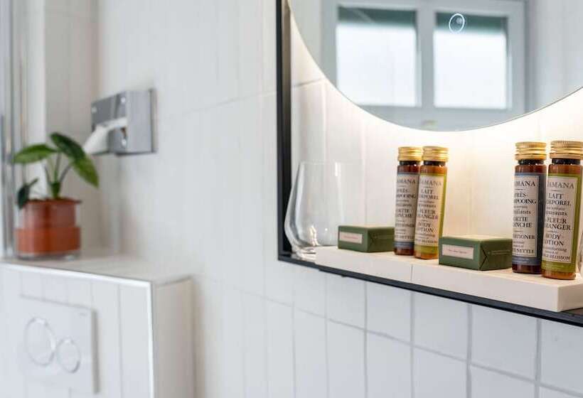 اتاق راحتی, Queens Boutique Hôtel