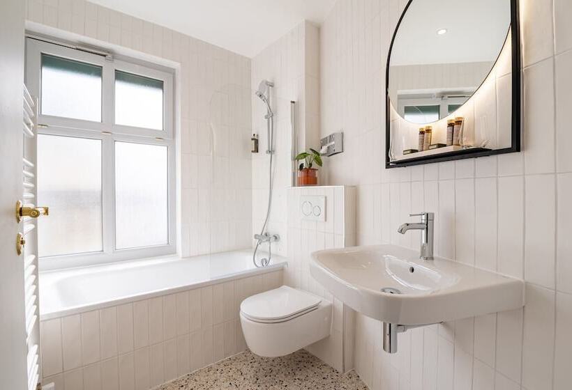 اتاق راحتی, Queens Boutique Hôtel