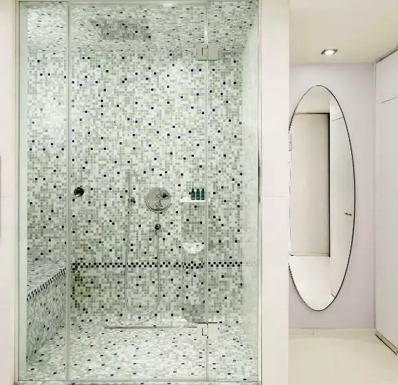 Superior Room, Sofitel Paris Arc De Triomphe