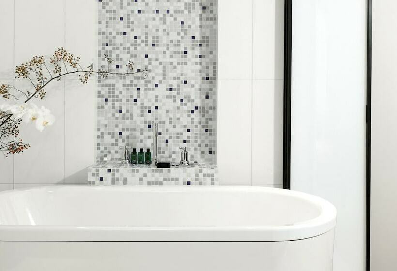 ジュニアスイート, Sofitel Paris Arc De Triomphe