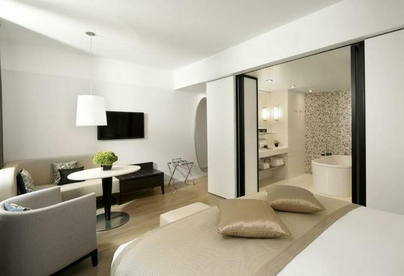 プレミアムジュニアスイート, Sofitel Paris Arc De Triomphe