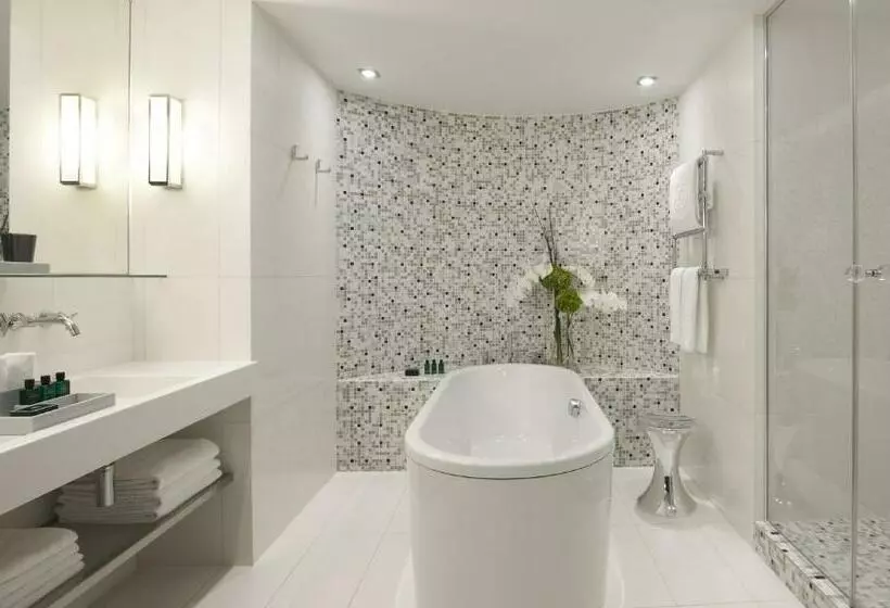 Premium Junior Suite, Sofitel Paris Arc De Triomphe