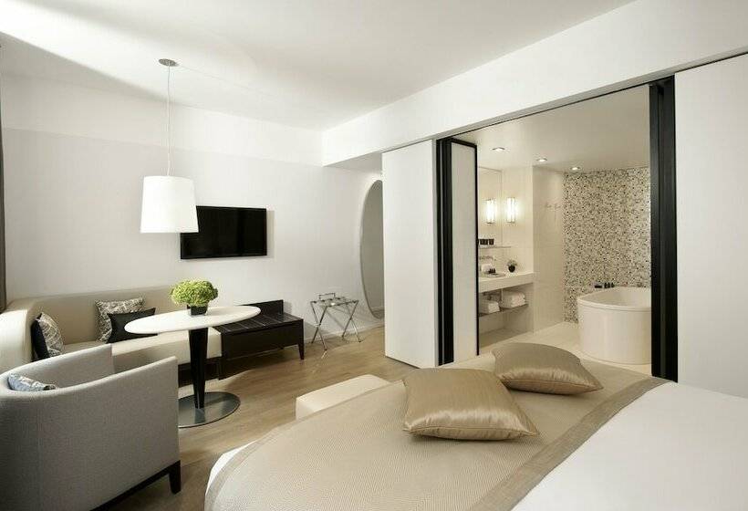 プレミアムジュニアスイート, Sofitel Paris Arc De Triomphe