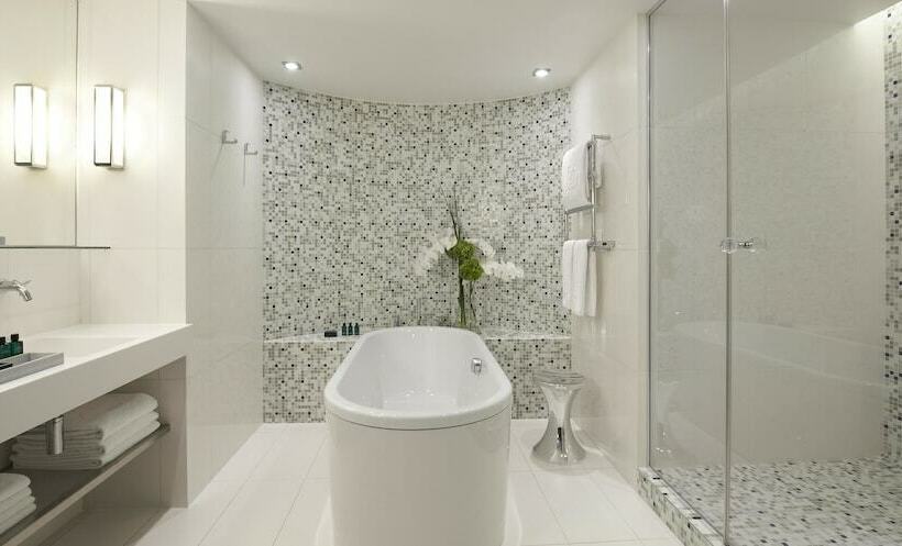 プレミアムジュニアスイート, Sofitel Paris Arc De Triomphe