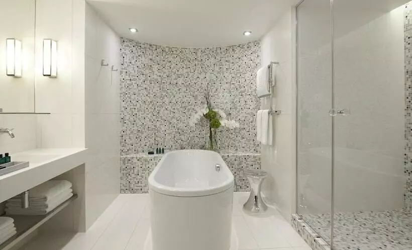 Premium Junior Suite, Sofitel Paris Arc De Triomphe