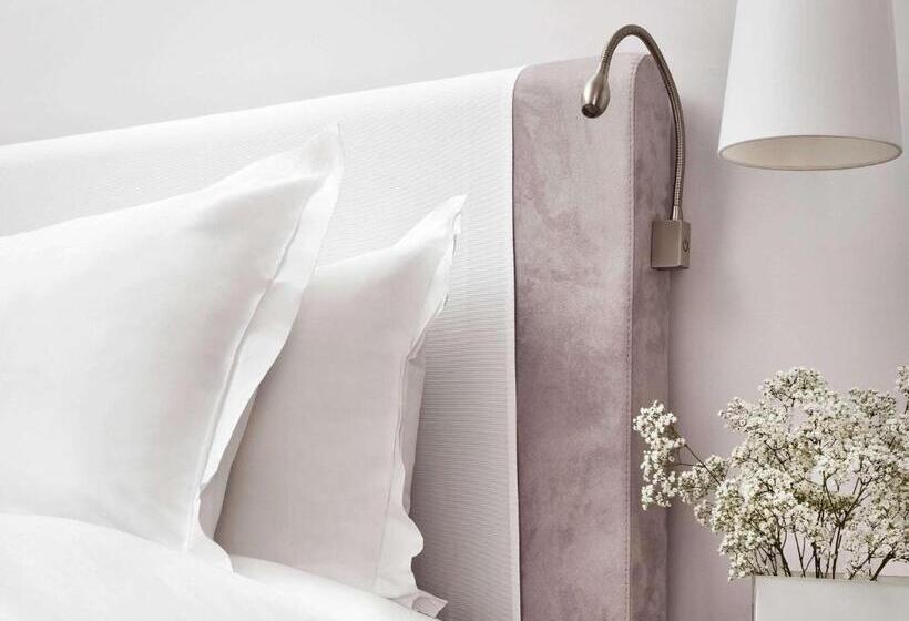 デラックスルーム, Sofitel Paris Arc De Triomphe