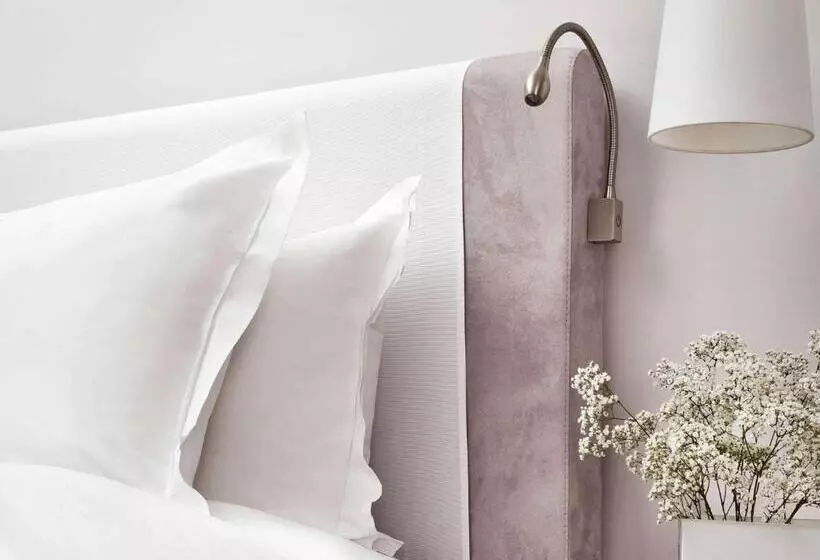 Junior Suite, Sofitel Paris Arc De Triomphe