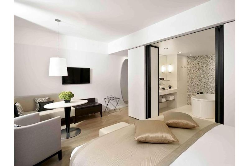 سوئیت جونیور پریمیوم, Sofitel Paris Arc De Triomphe