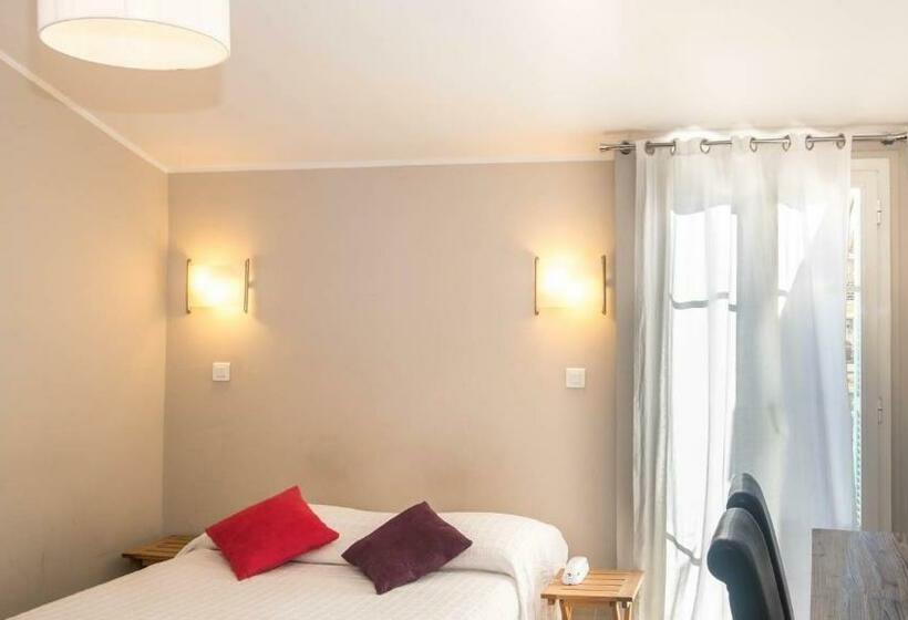 テラス付きスタンダードルーム, Solara