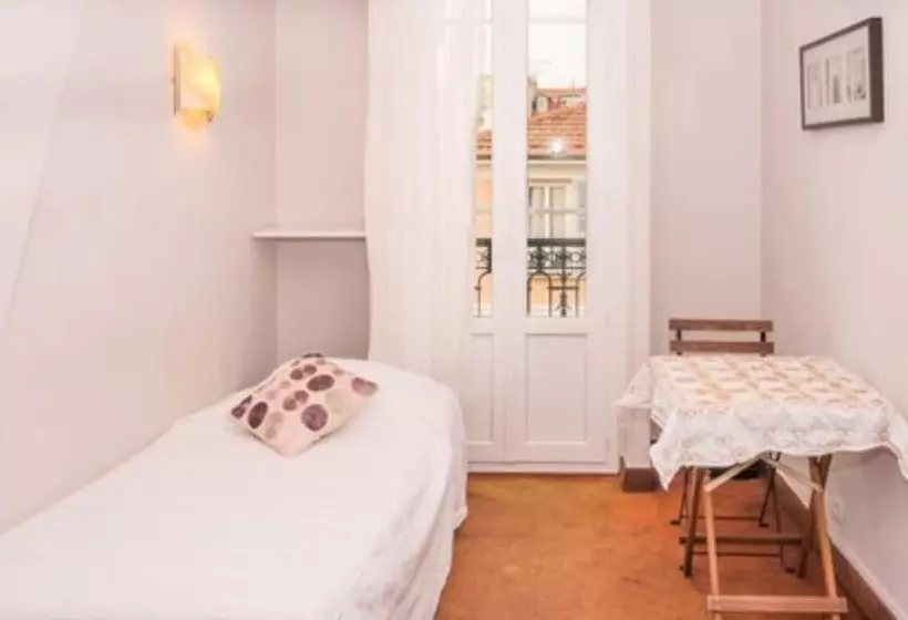 StandaardKamer, Solara
