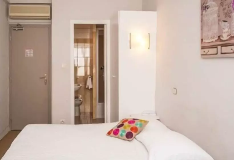 Standaard Driepersoonskamer, Solara
