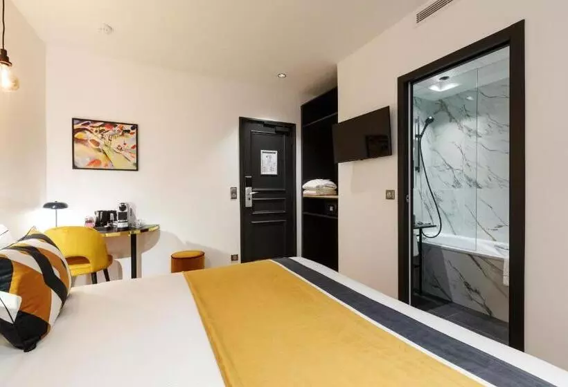 Deluxe Zimmer, Star Champs Elysees