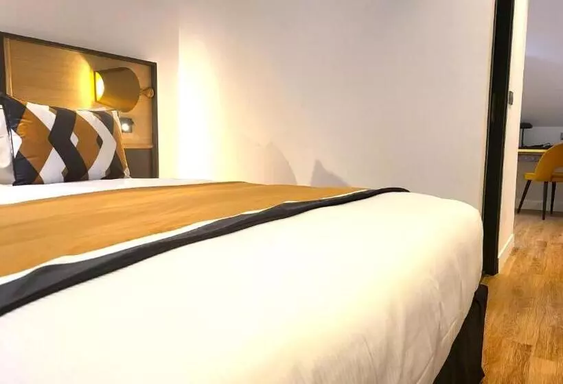 Junior Suite, Star Champs Elysees