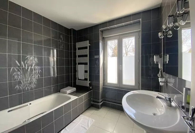 スーペリアトリプルルーム, The Originals Boutique, Hôtel Terminus, Bourg En Bresse Gare