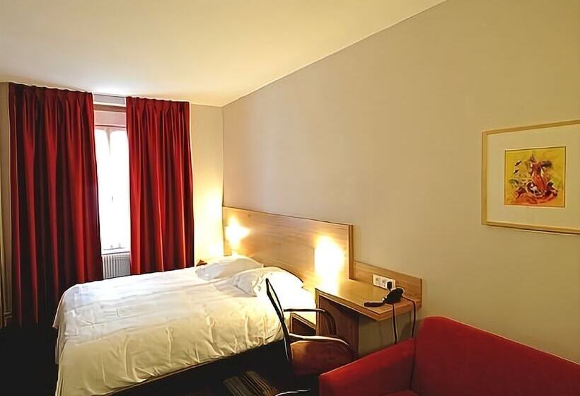 스탠다드 트리플 룸, Vendome