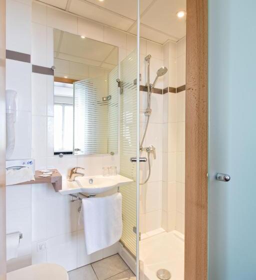 4인용 스탠다드 룸, Vendome