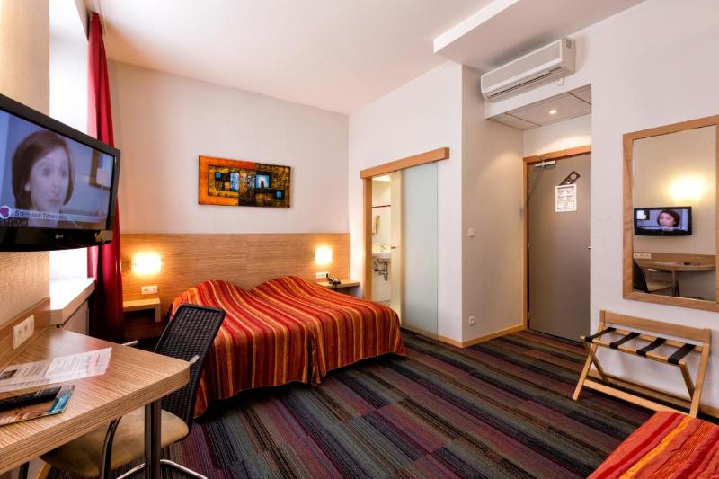 스탠다드 트리플 룸, Vendome