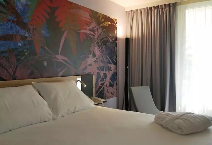 エクゼクティブルーム, Novotel Narbonne Sud A9/a61