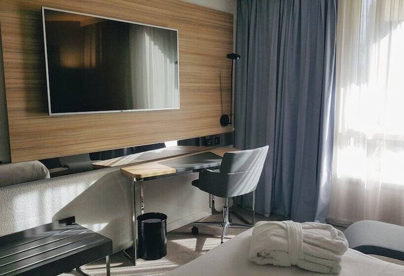 غرفة تنفيذية, Novotel Narbonne Sud A9/a61