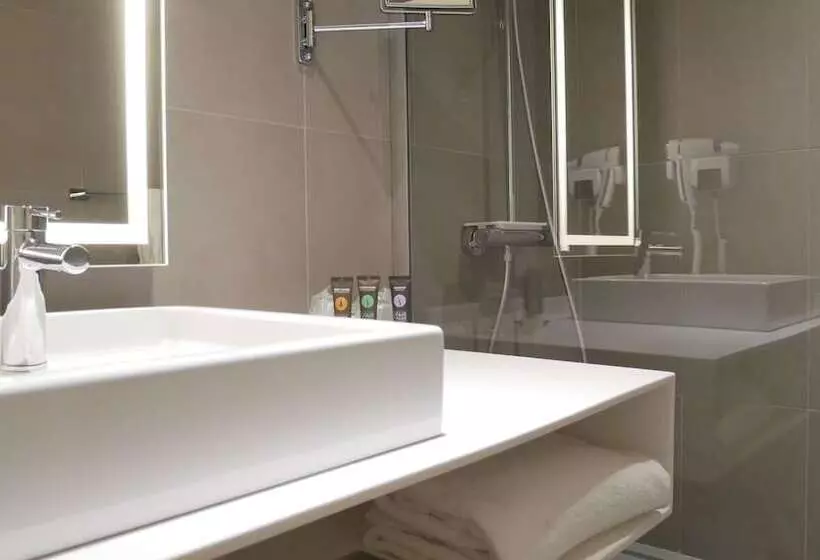 クラシックルーム, Novotel Narbonne Sud A9/a61