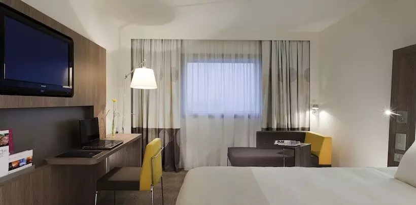 اتاق اجرایی با مشاهده, Novotel Paris La Defense Esplanade