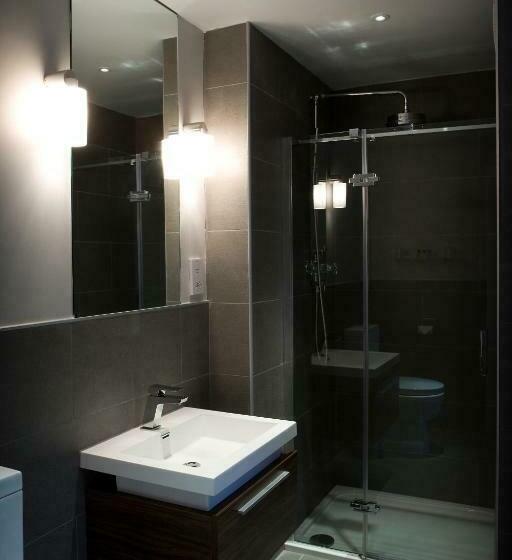 스탠다드 룸 킹사이즈 침대, Castle Hotel & Apartments