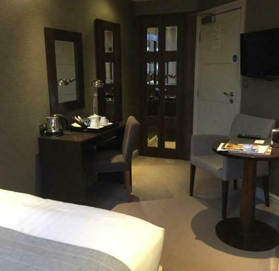 스탠다드 싱글 룸, Castle Hotel & Apartments