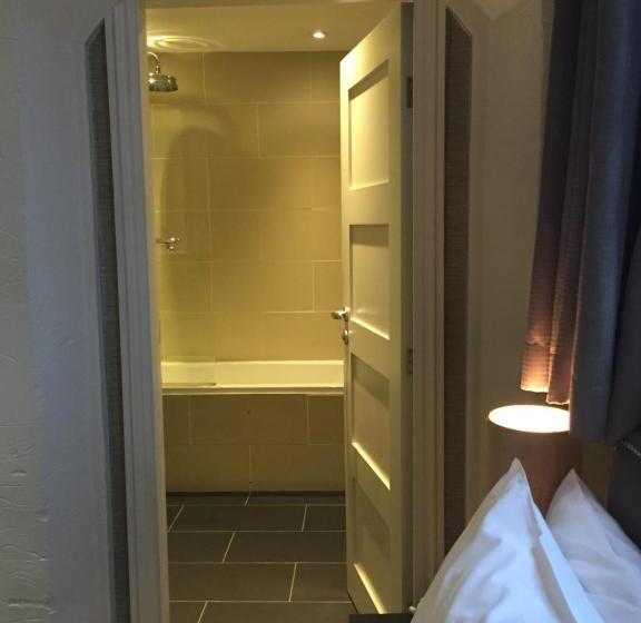 스탠다드 싱글 룸, Castle Hotel & Apartments