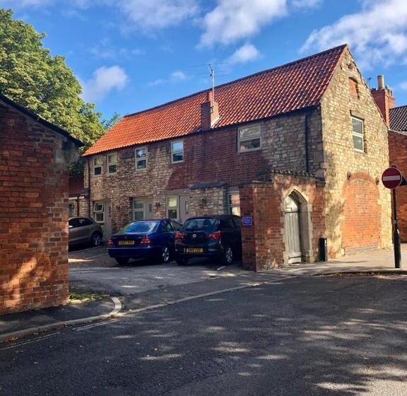 스탠다드 룸, Castle Hotel & Apartments