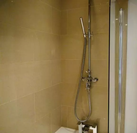 ジュニアスイート, Castle Hotel & Apartments