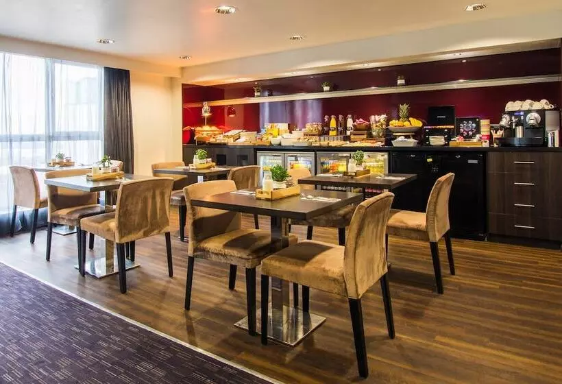 クラブルーム, Crowne Plaza Birmingham City, An Ihg