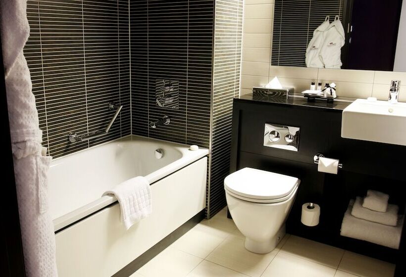 Номер Клуб, Crowne Plaza Birmingham City, An Ihg